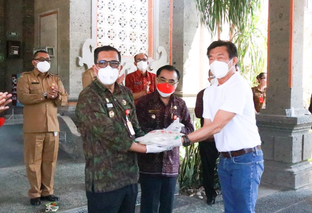 podiumnews.com-Pemkab Tabanan Terima Bantuan 5 Ton Beras dari INTI Bali 